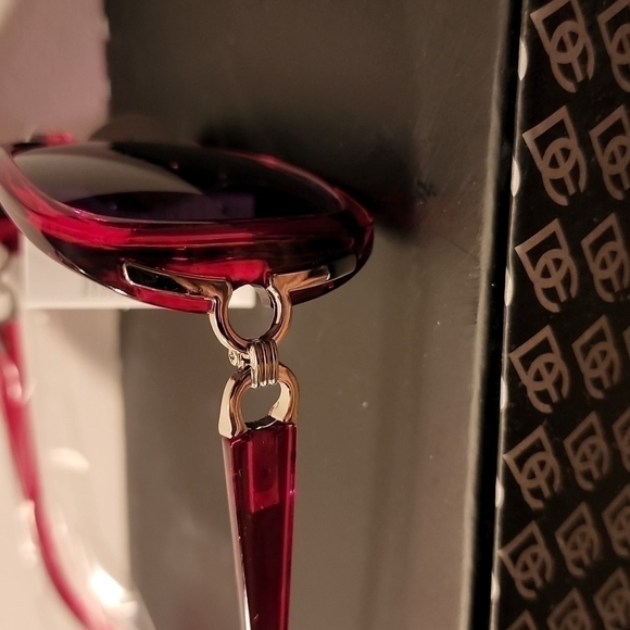 Designer sunglasses - Picture 2 of 10